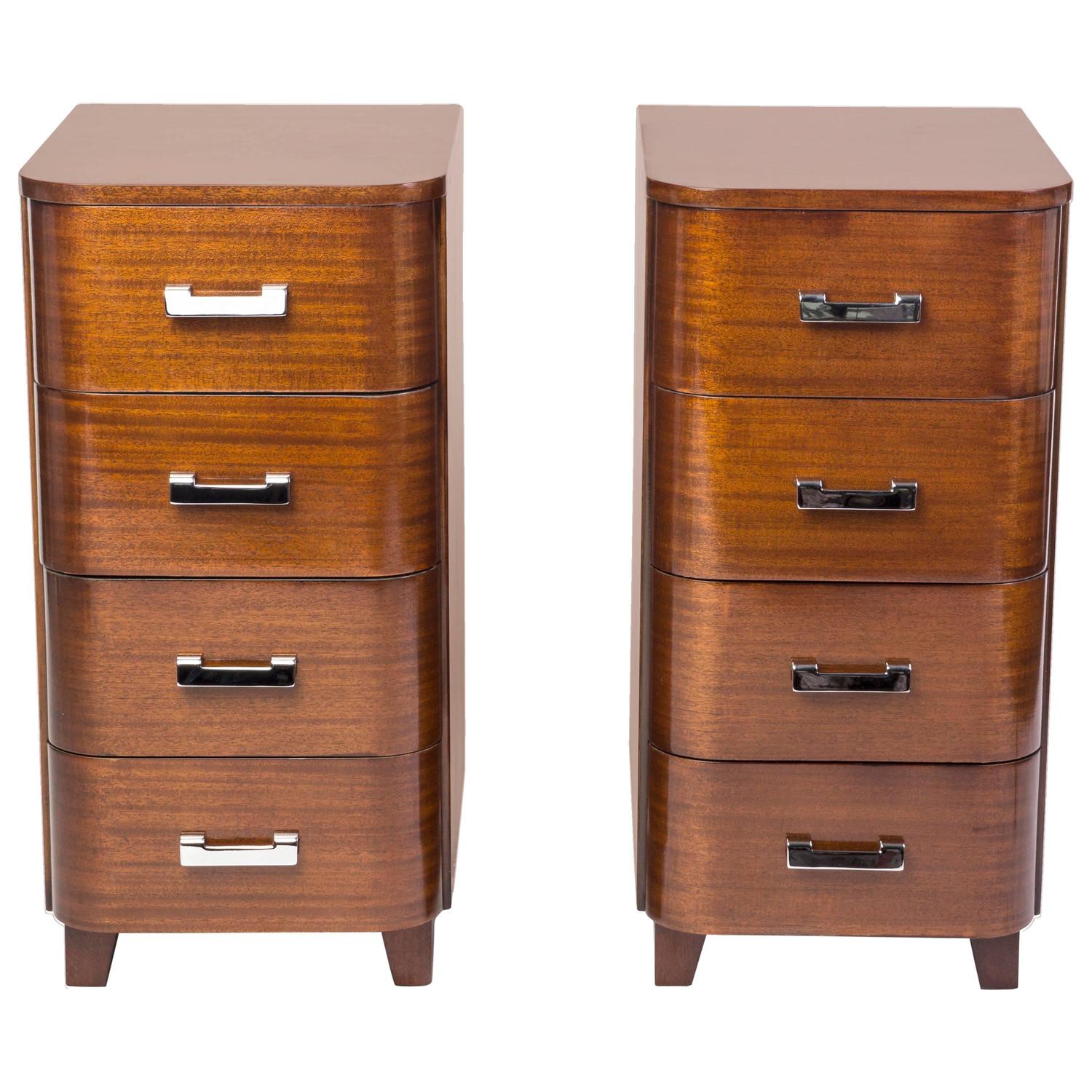 Outstanding Pair of Nightstands in Solid Mahogany For Sale at 1stdibs