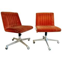 Osvaldo Borsani Office Chairs P126 for Tecno