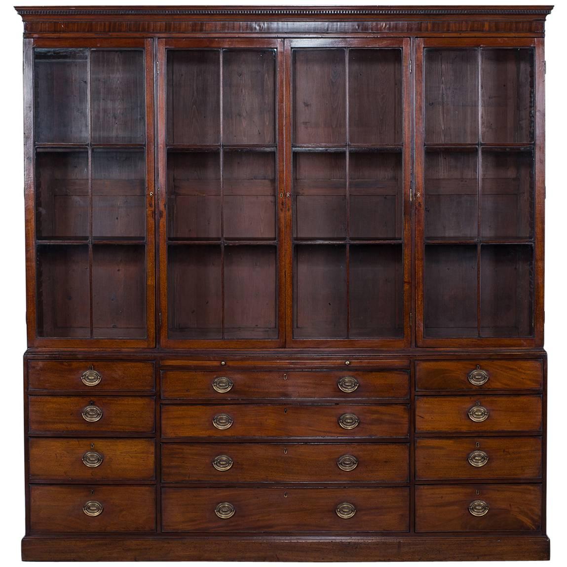 Antique English George III Mahogany Bookcase Display Cabinet, circa 1780