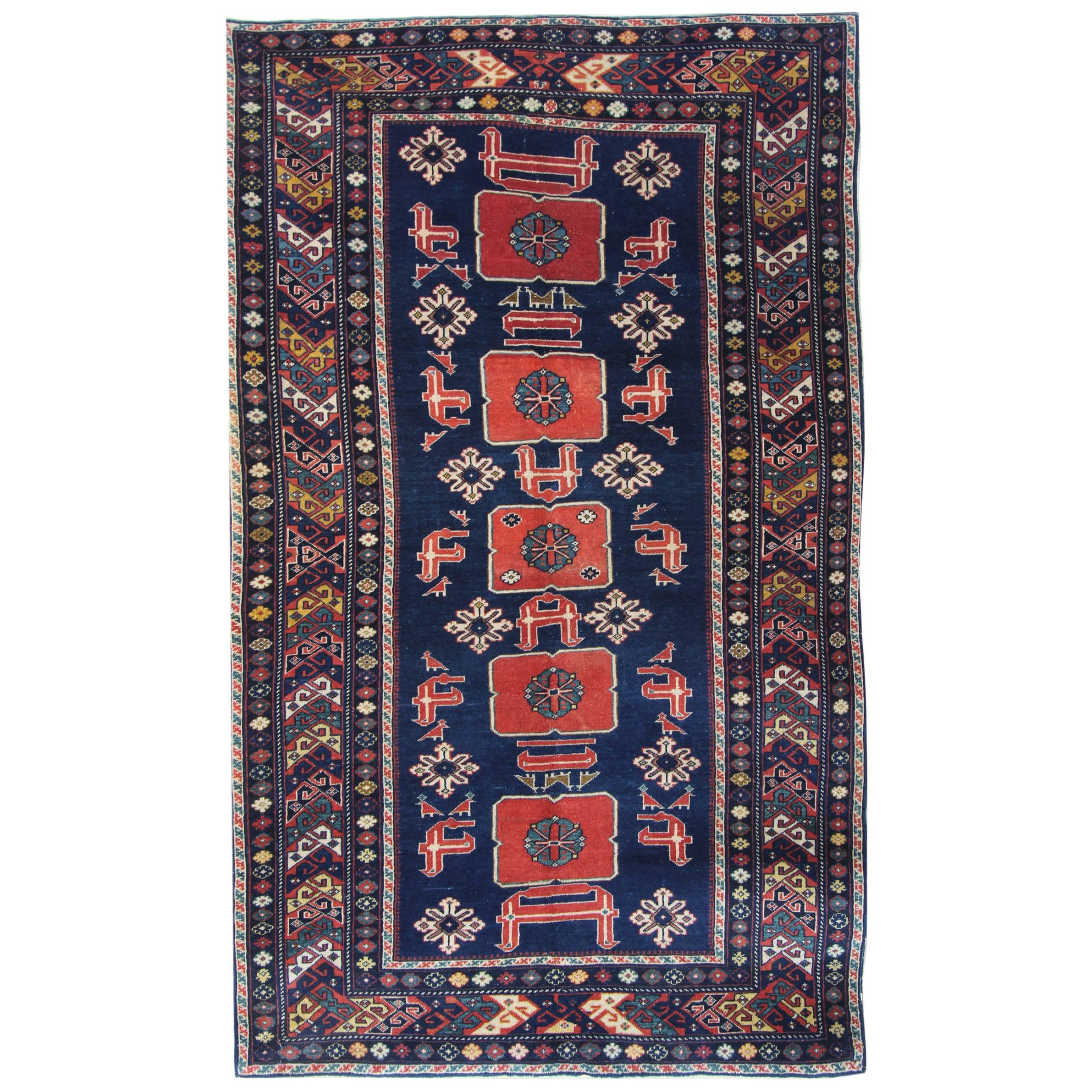 Antike Teppiche Kaukasischer traditioneller Teppich, handgefertigter Teppich Orientalischer Teppich im Angebot