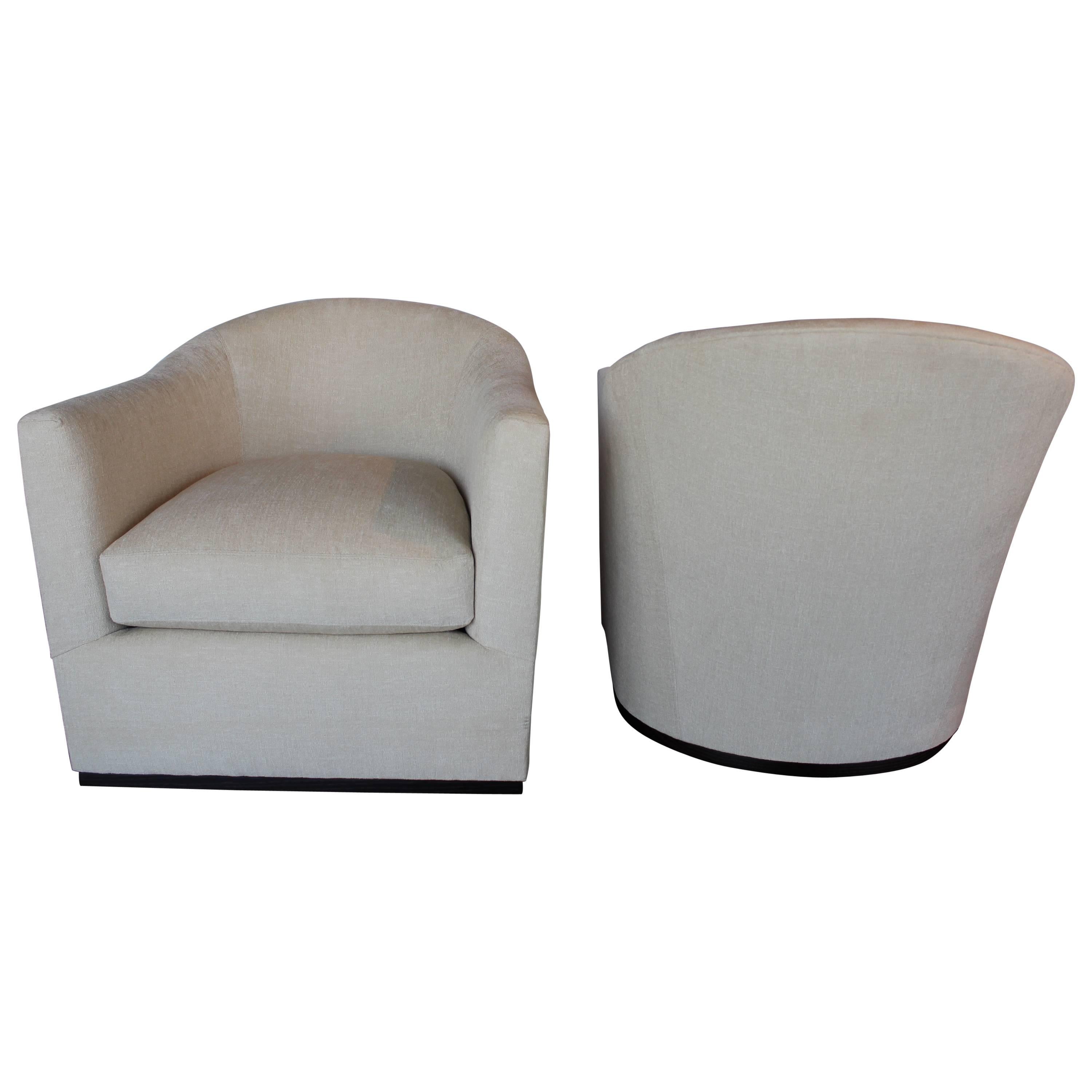 Modern Ivory Stain-Resistant Swivel Chair