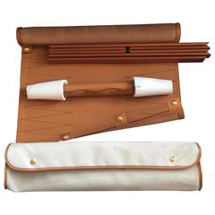Set Backgammon Hermes in pelle naturale e legno di faggio, ancora in scatola, mai usato