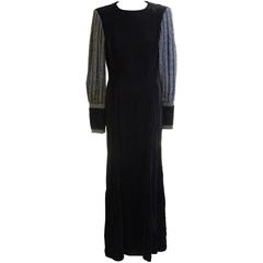 Vintage Beautiful Oscar De La Renta Black Velvet and Beaded Dress