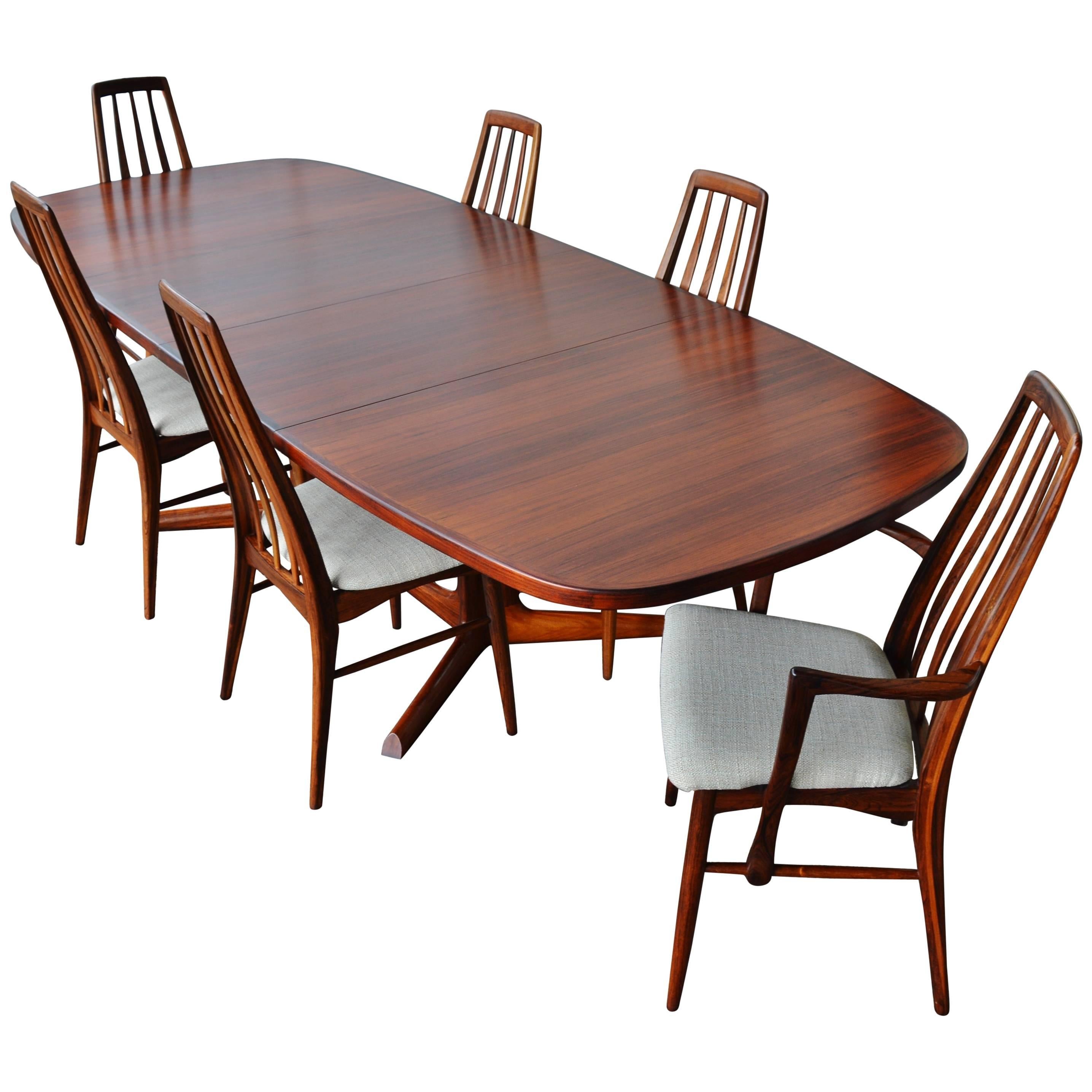 Impeccable Rosewood Moller Dining Table and Six Koefoeds Eva Chairs, Danish