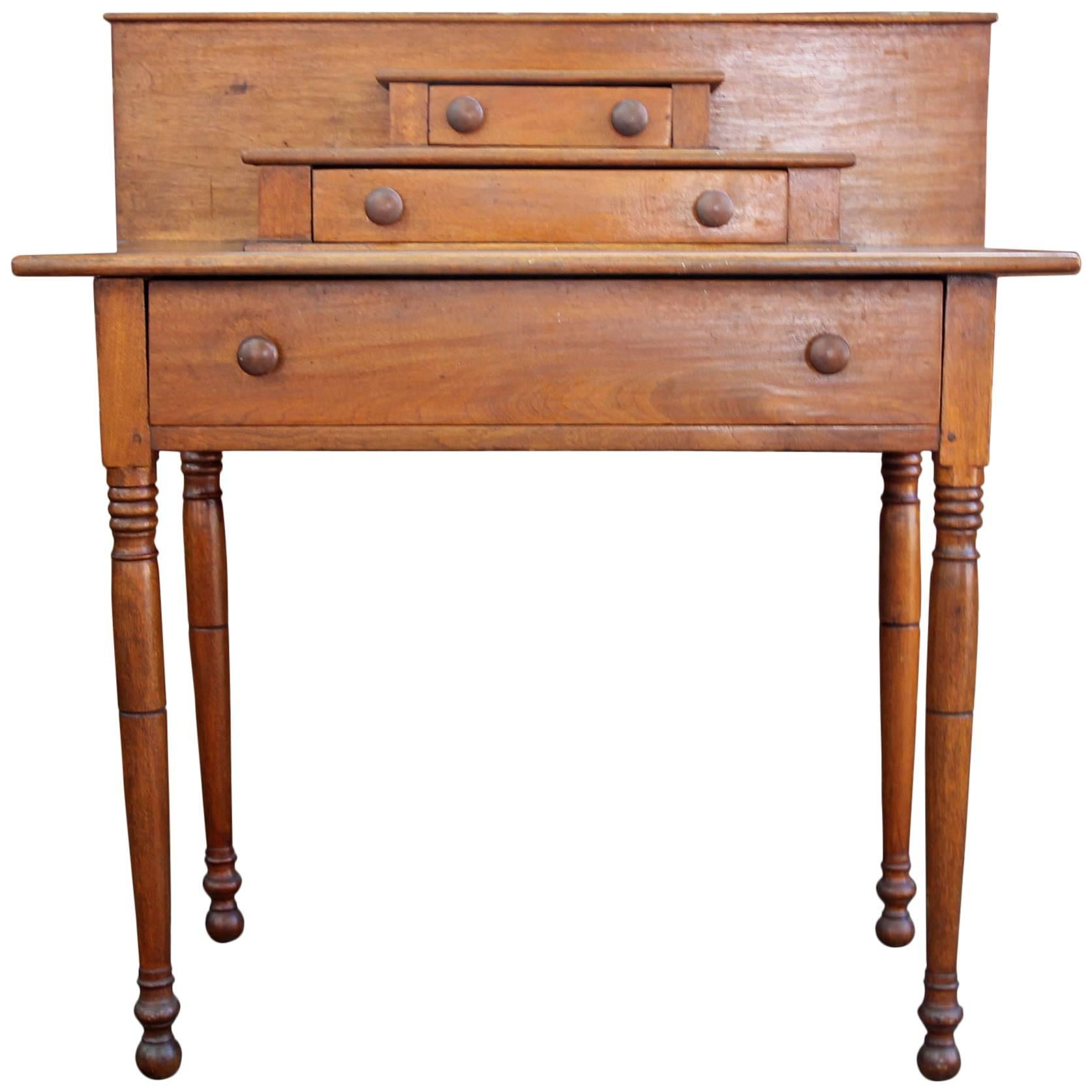 New England Walnut Side Table with Strong Square Backsplash, circa 1830
