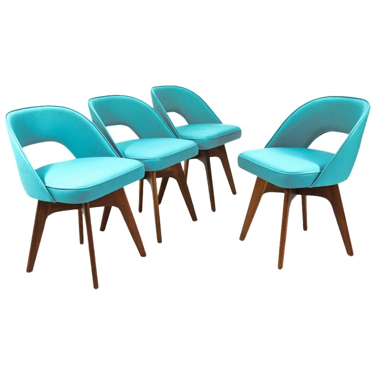 Set of Four Chet Beardsley Swivel Dining Chairs