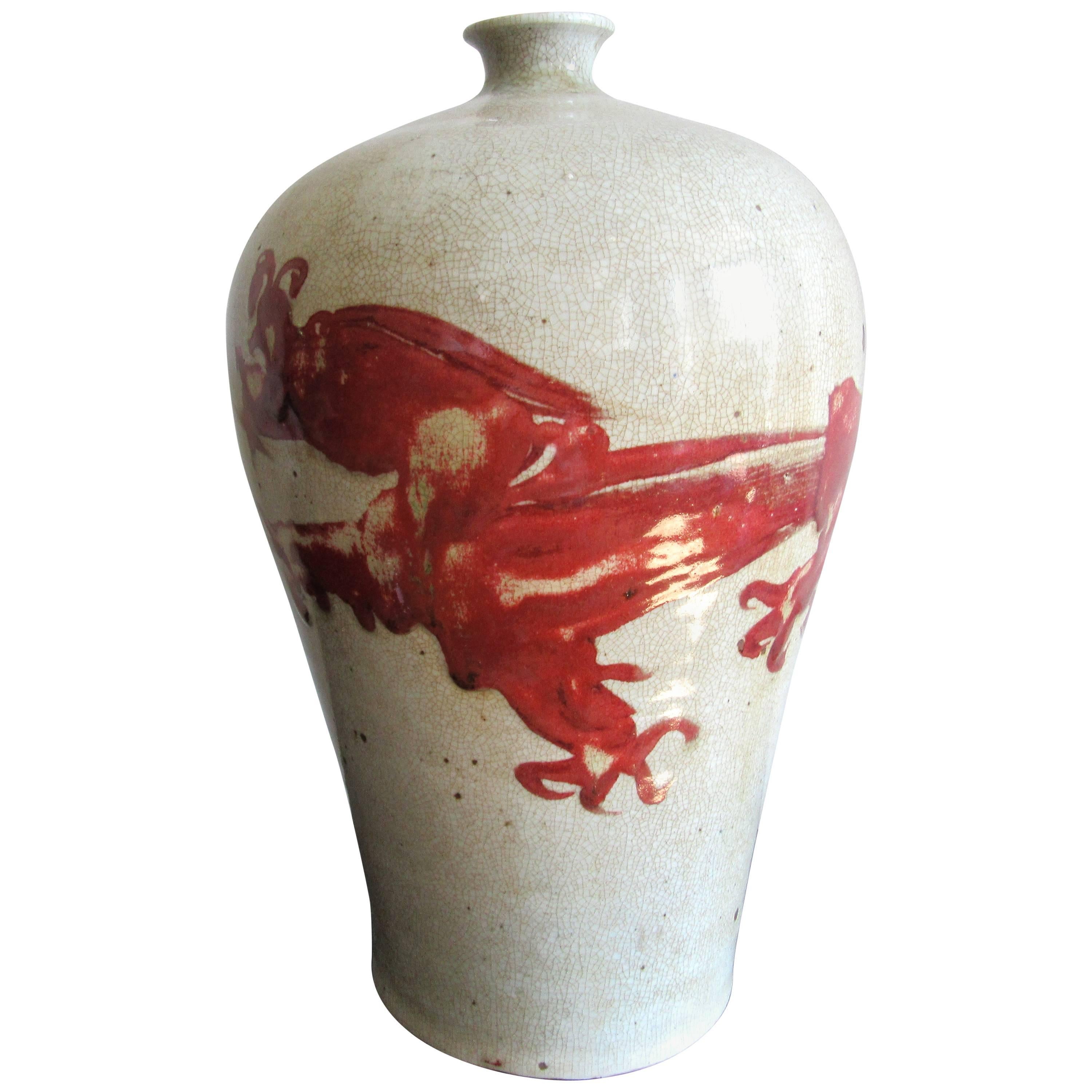 Chinese Red and White Swatow Ware Vessel For Sale