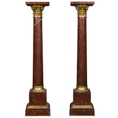 Paar Pedestale aus Marmor Rouge