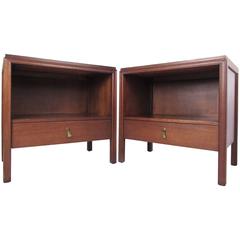 Pair of Mid-Century Modern John Stuart Nightstands 2