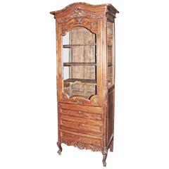 19th Century Walnut Bonnetiere 1