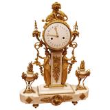 Horloge « Dore » d'époque Louis XVI en bronze