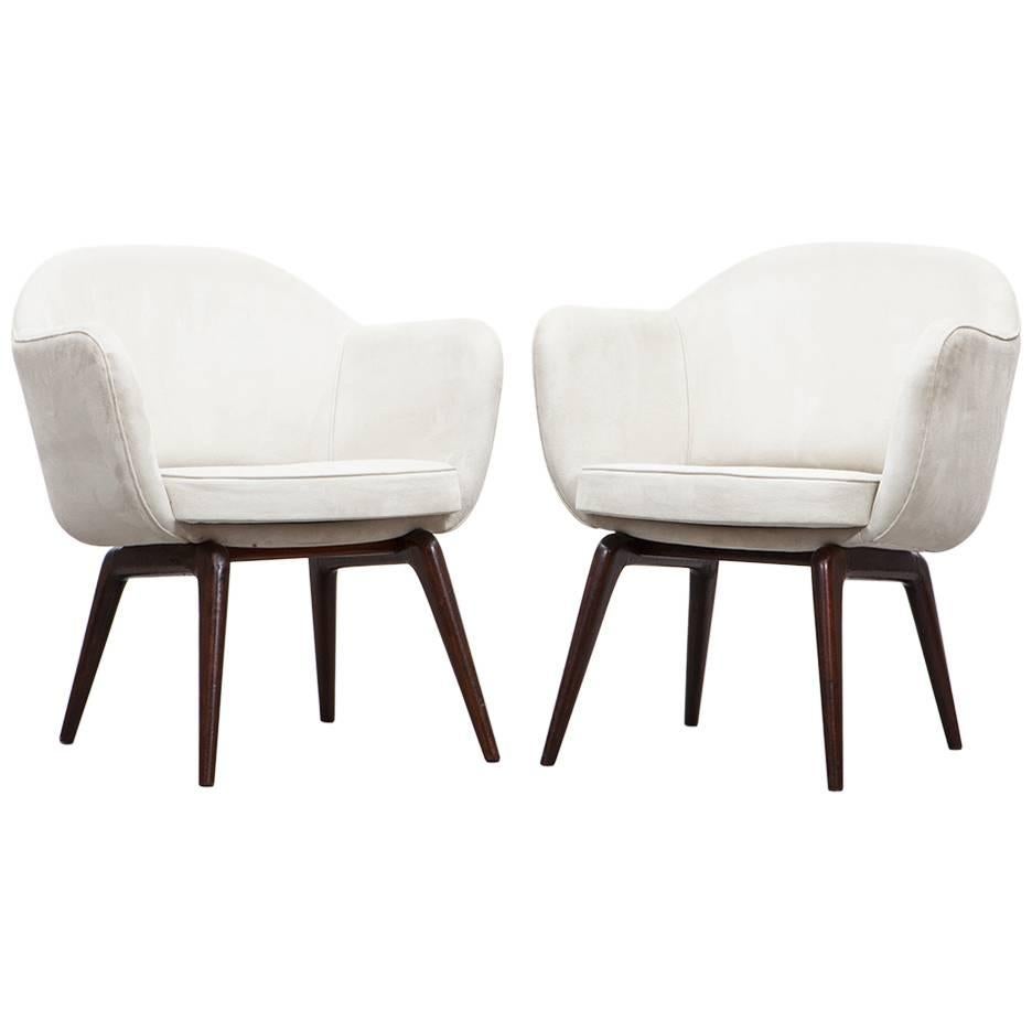 1960s white upholstery pair of Jorge Zalszupin Lounge Chairs