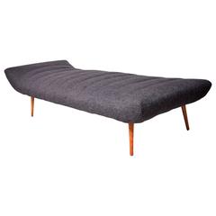 Mid-Century Modern Chaise Lounge-Daybed Attributed to Paul McCobb