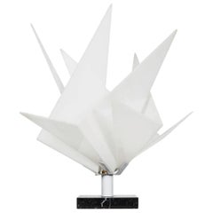 Seltene Mid-Century-Tischlampe aus Marmor und weißem Kunststoff, hergestellt in Italien