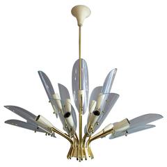 Mid-Century Modern Italian Chandelier in Brass and Glass 10
