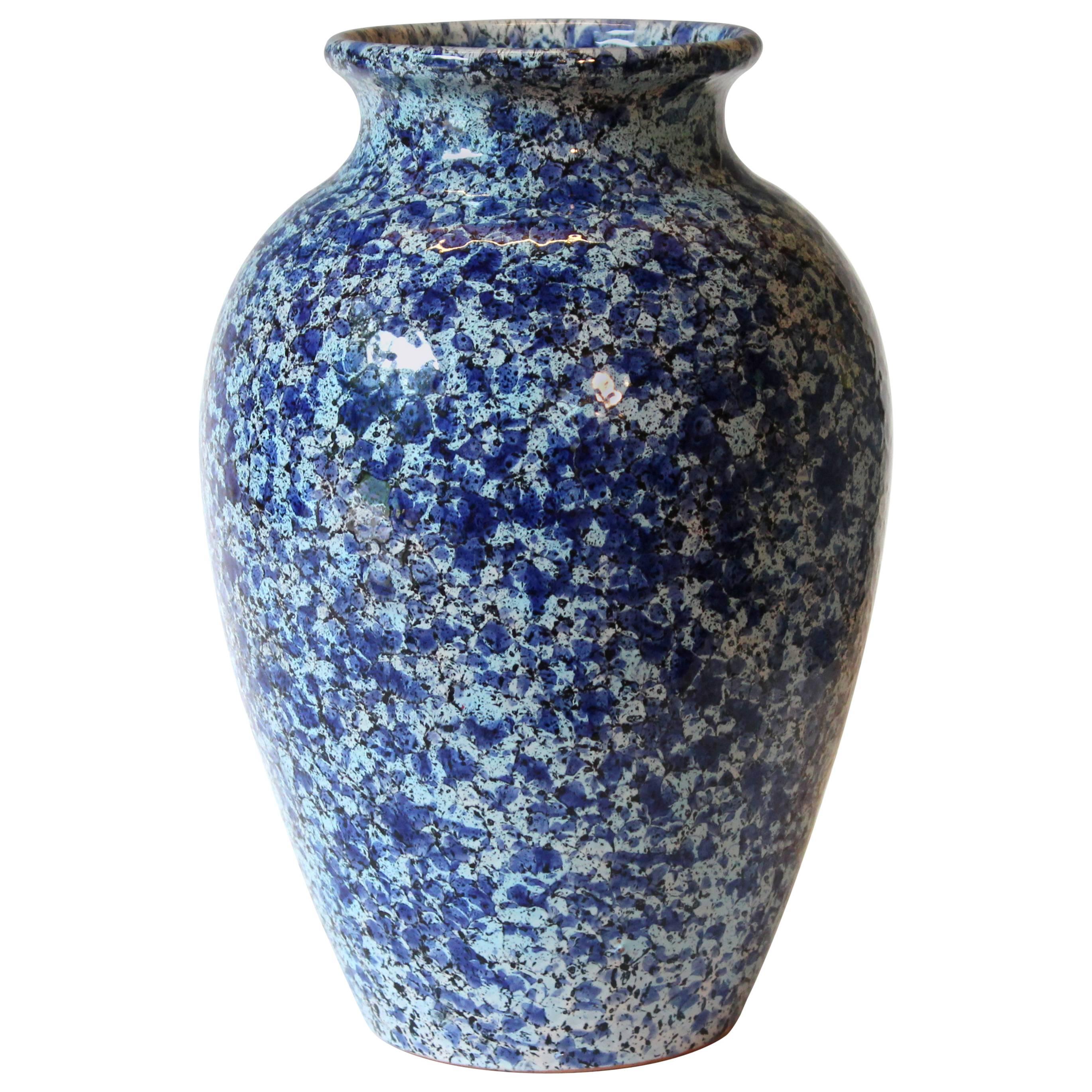Vintage Italica Ars 1960s Italian Art Pottery Vase Mottled Blue and White Glaze For Sale