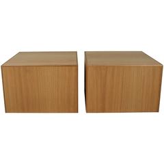 Large Oak Cube Table by Lawson-Fenning 11