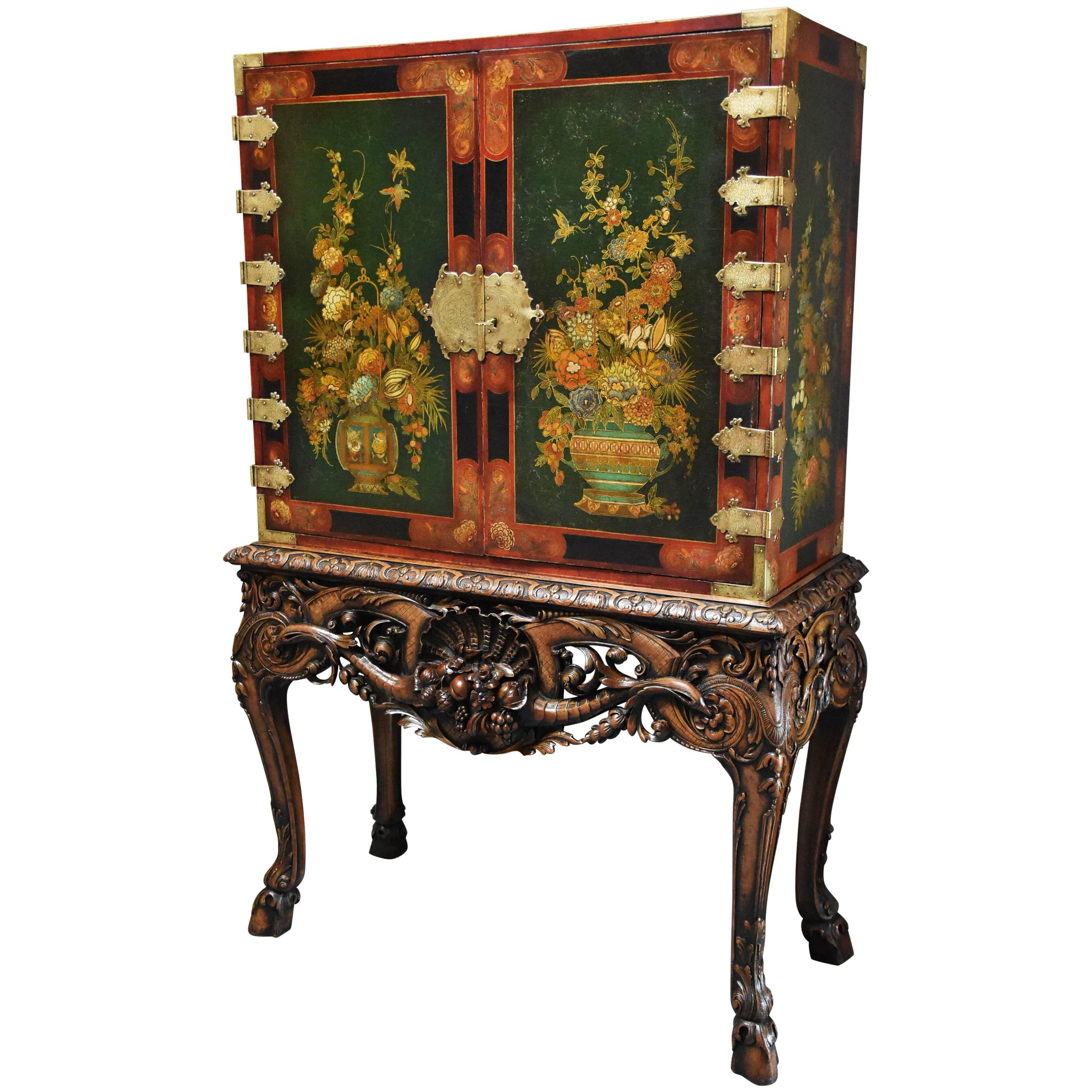 Superb Quality English Early 20th Century George II Lacquered Cabinet on Stand