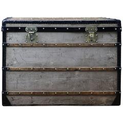 gris trianon trunk