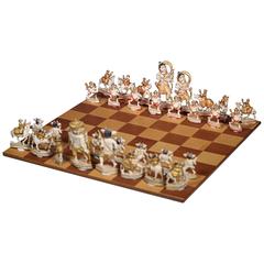 Jeu d'échecs indien du milieu du siècle:: sculpté à la main:: avec étui d'origine c. années 1960