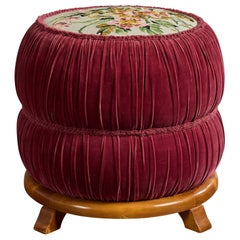 Diseñador sueco, taburete, terciopelo, madera, Suecia, década de 1940