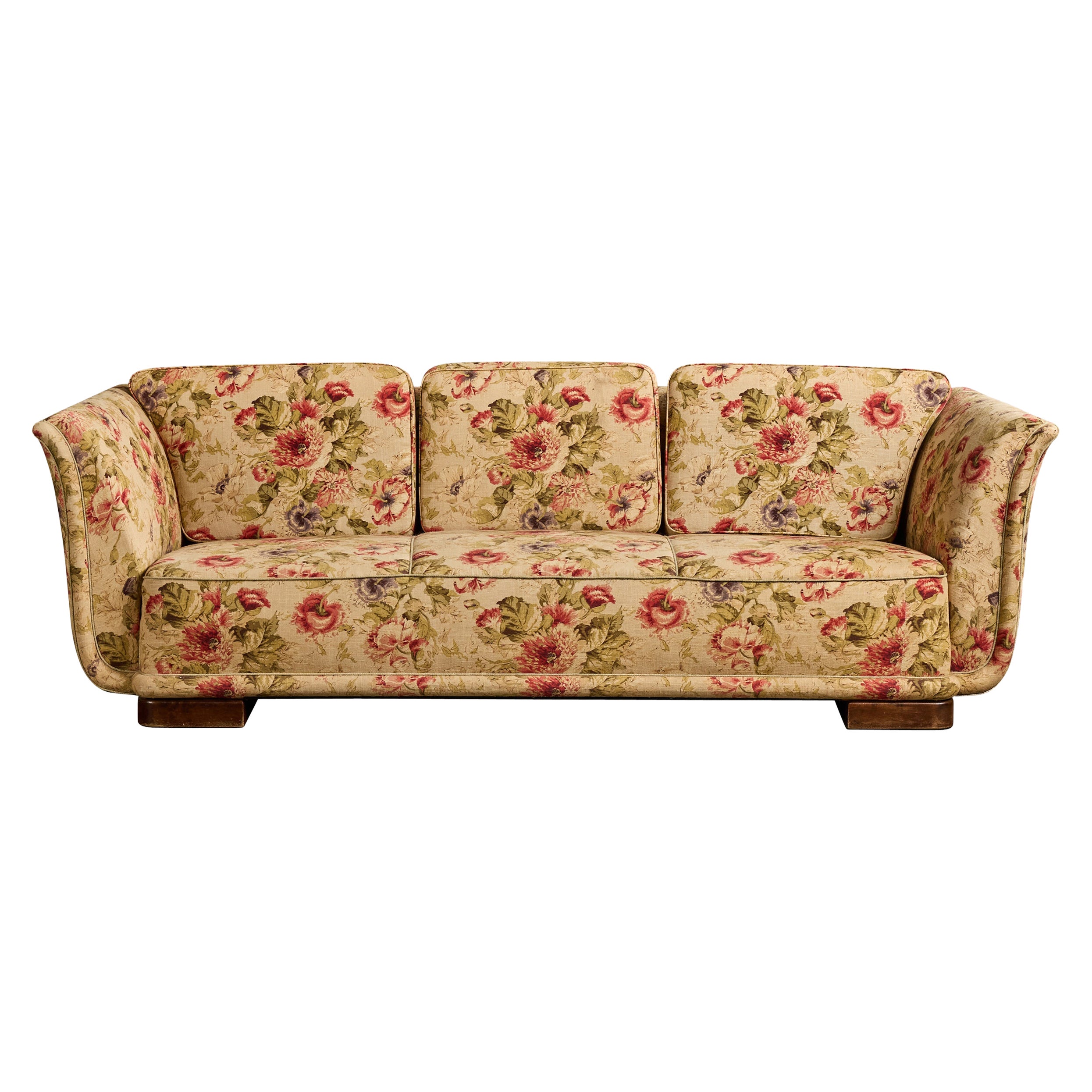 What is a tiny couch called?