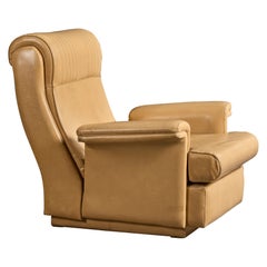 Argentine Designer, Lounge Chair, Vinyl, Argentina, 1970s
