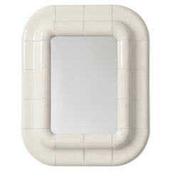 Specchio modulare Lolita - Finitura bianco sporco lucida ispirata alla ceramica