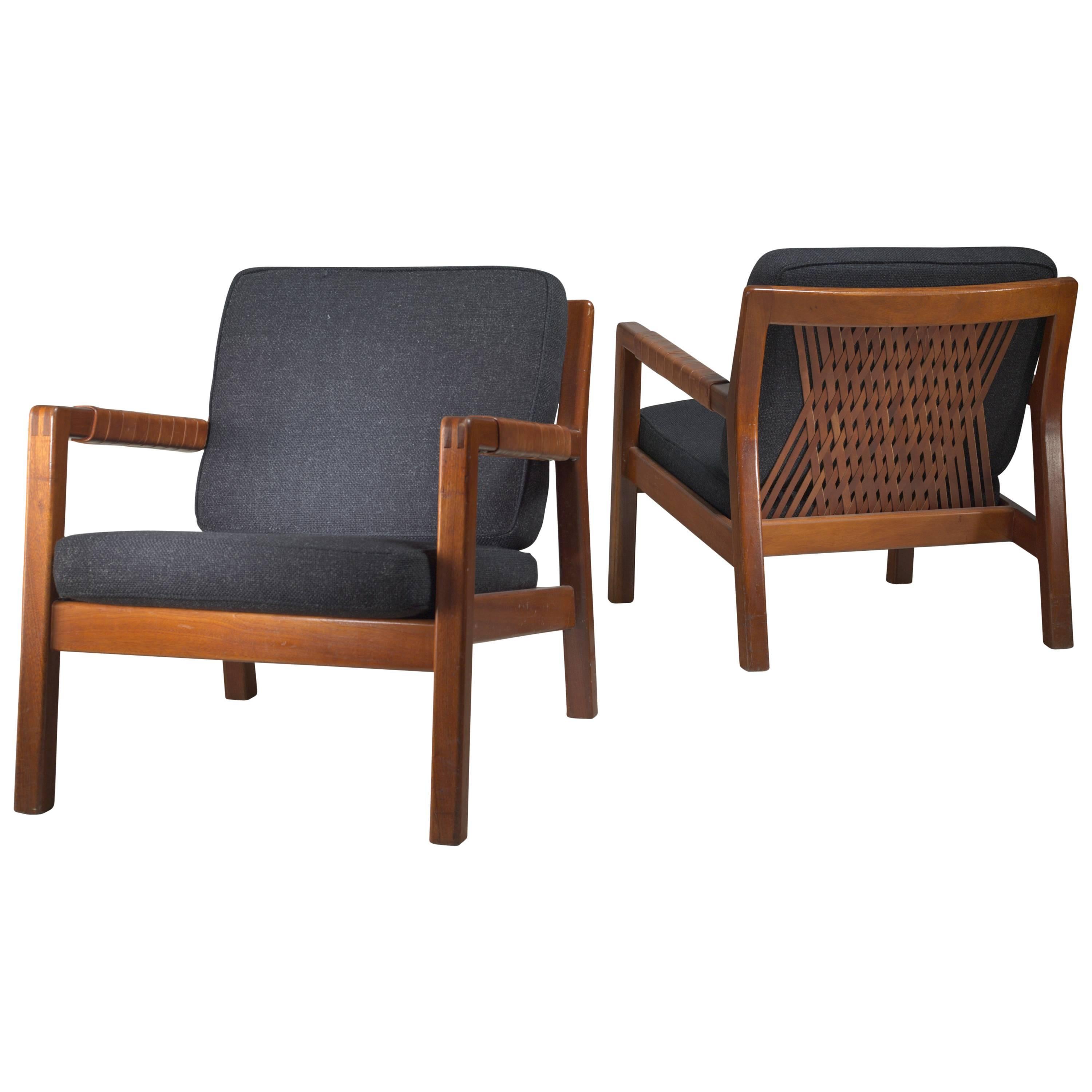 Carl Gustav Hiort af Ornäs Pair Oak and Leather Armchairs, Finland, 1950s For Sale
