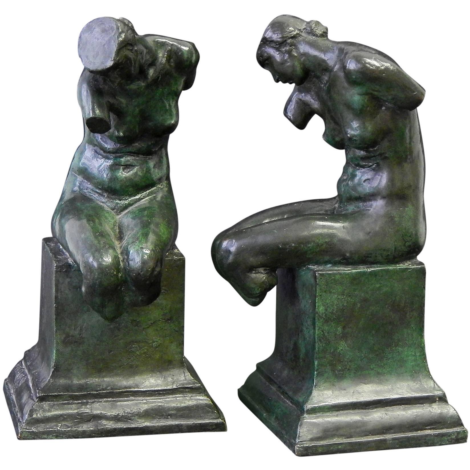 Weiblicher Akt Buchstützen, seltene Bronzeskulpturen von Max Kalish, Gießerei Paris