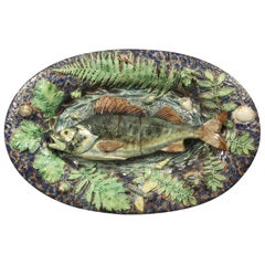 Assiette à poisson Palissy Ware