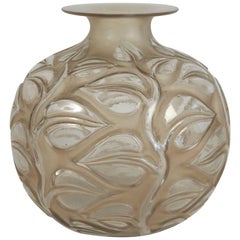 René Lalique Vase "Sophora"