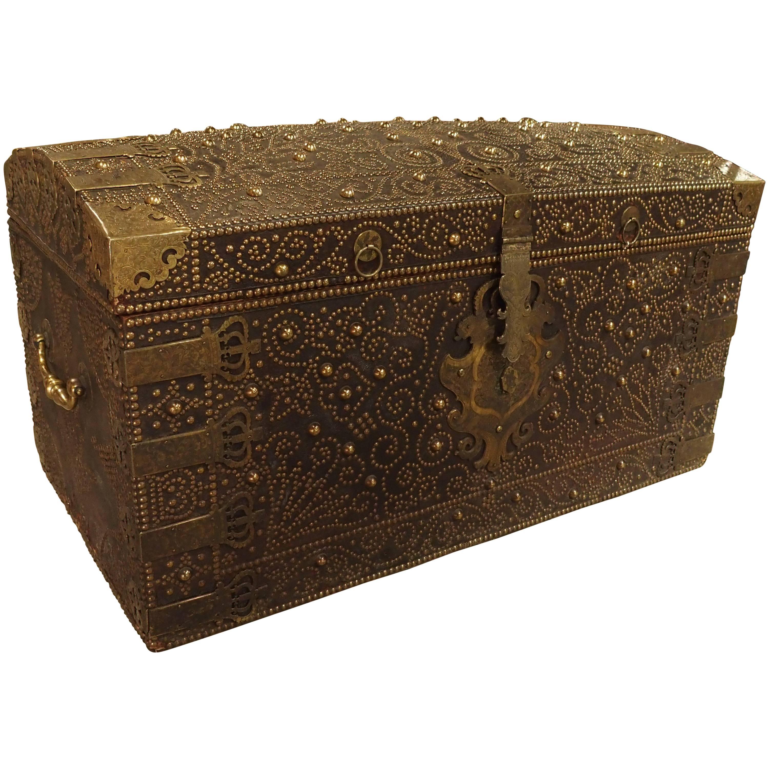 Magnificent Antique Leather Chest from England, Late 1700s