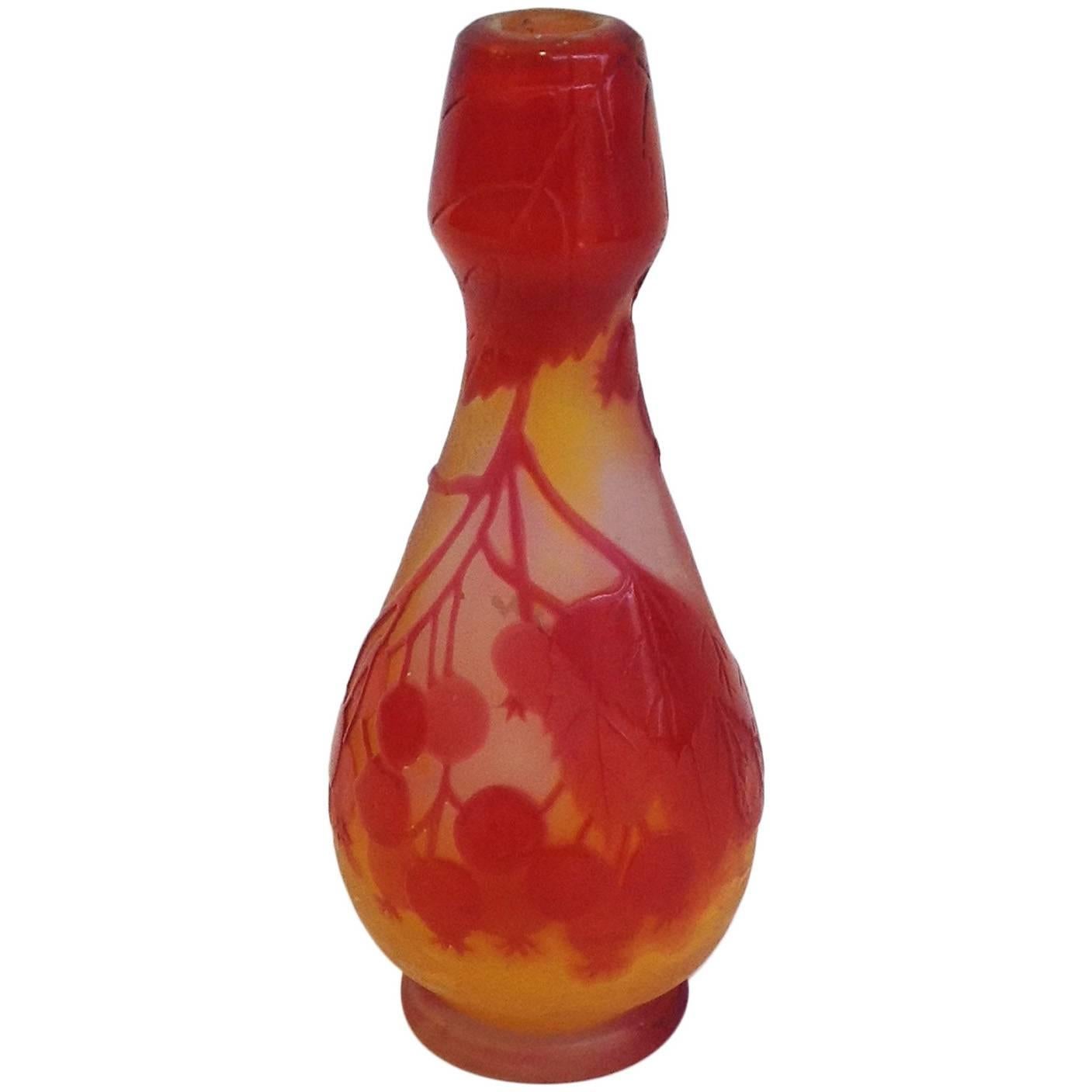 Galle Berries Cameo Glass Vase For Sale