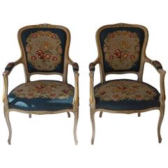 Set of Two Club Chairs 6
