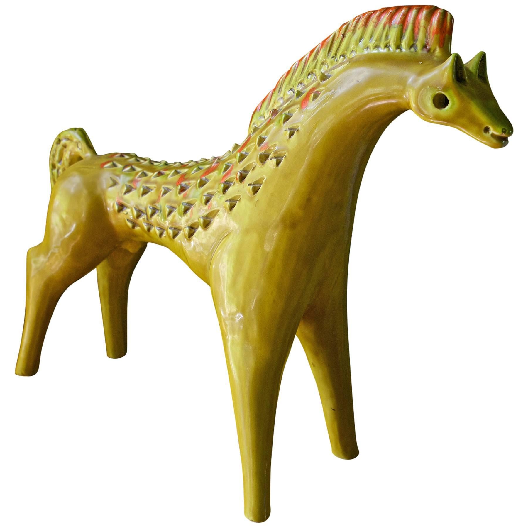 Sculpture équine de cheval sauvage en poterie italienne jaune de Bitossi Bagni Fantoni