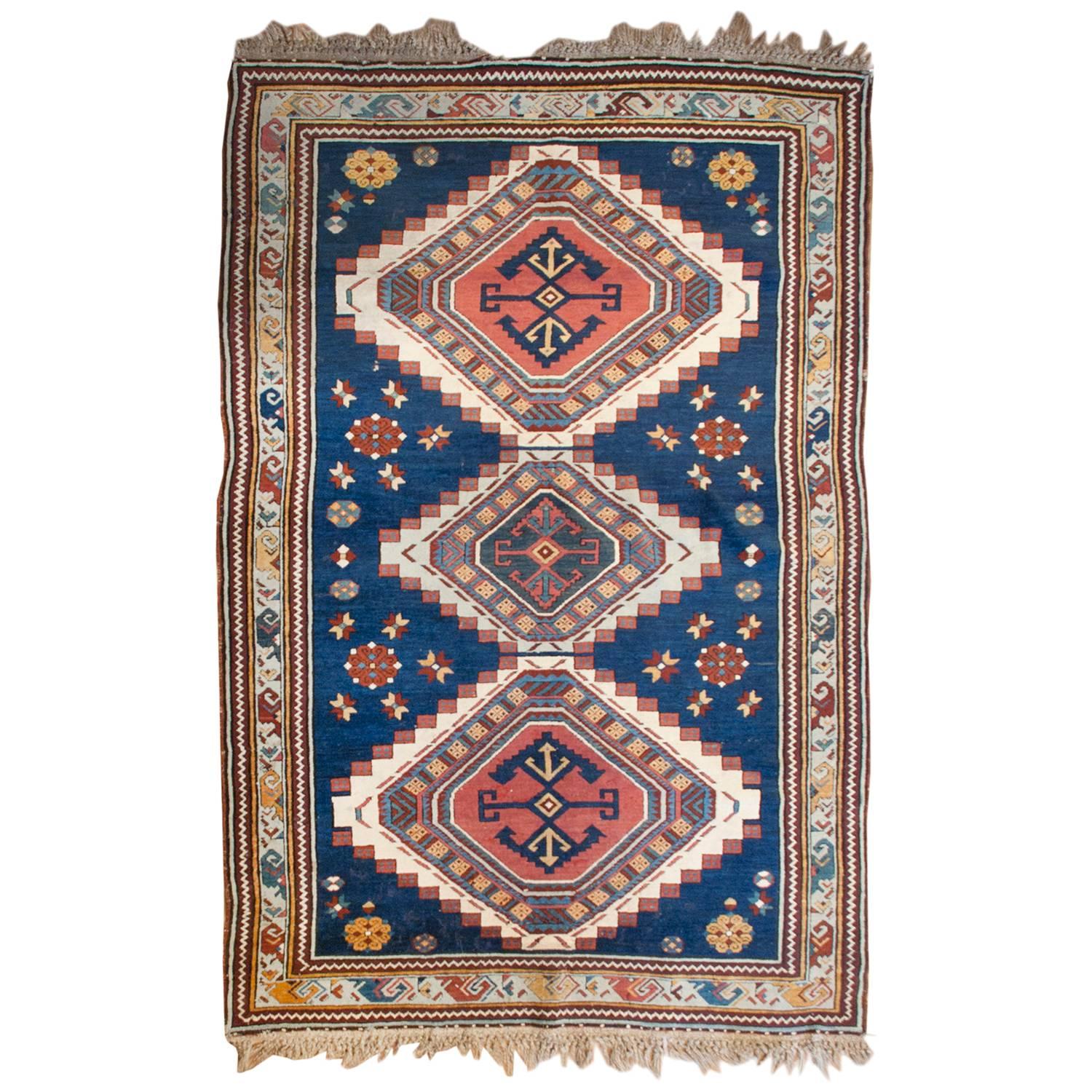 Einzigartiger kaukasischer Teppich aus der Mitte des 20. Jahrhunderts