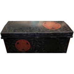 Stunning 19th Century Japanese Nagamochi Trunk 7