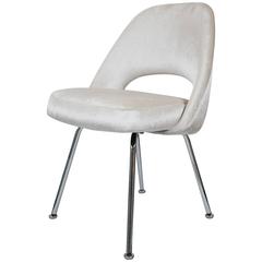 Saarinen Executive Armless Chair in Ivory Velvet 11