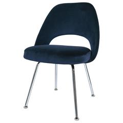 Saarinen Executive Armless Chair in Navy Velvet 2