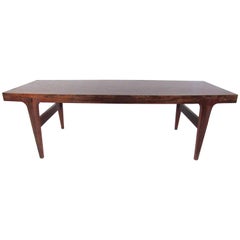 Danish Modern Rosewood Coffee Table in the Style of Johannes Andersen