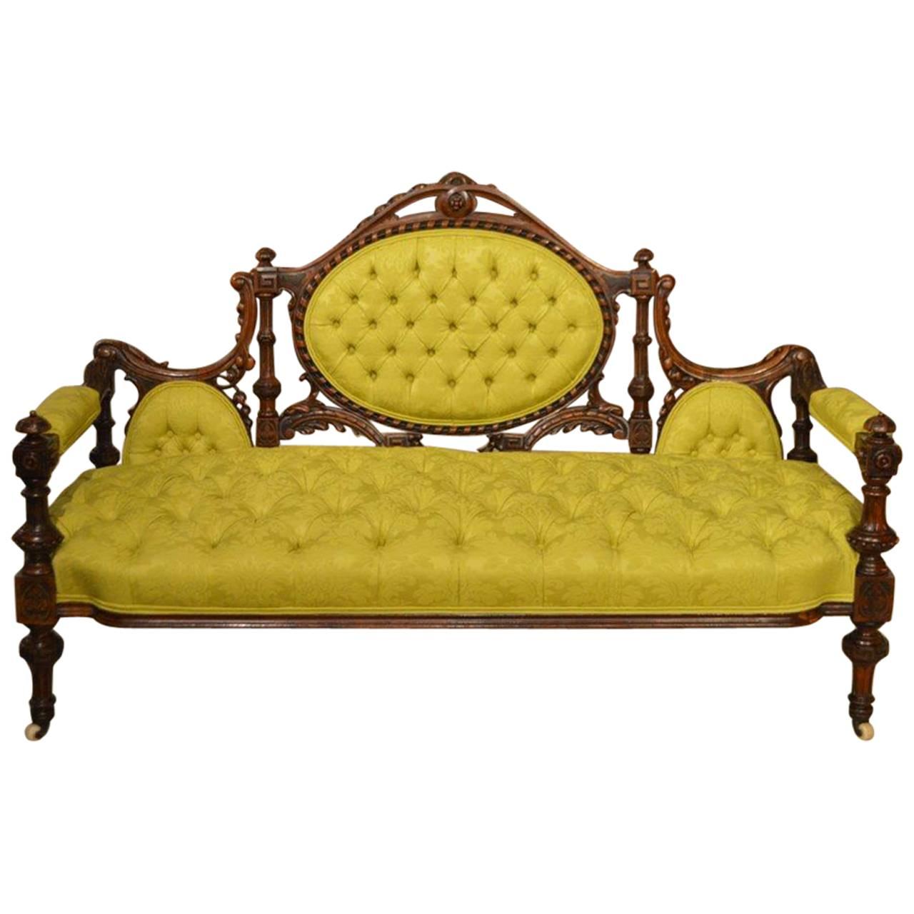 Superb Quality Carved Walnut Victorian Period Antique Sofa/Chaise