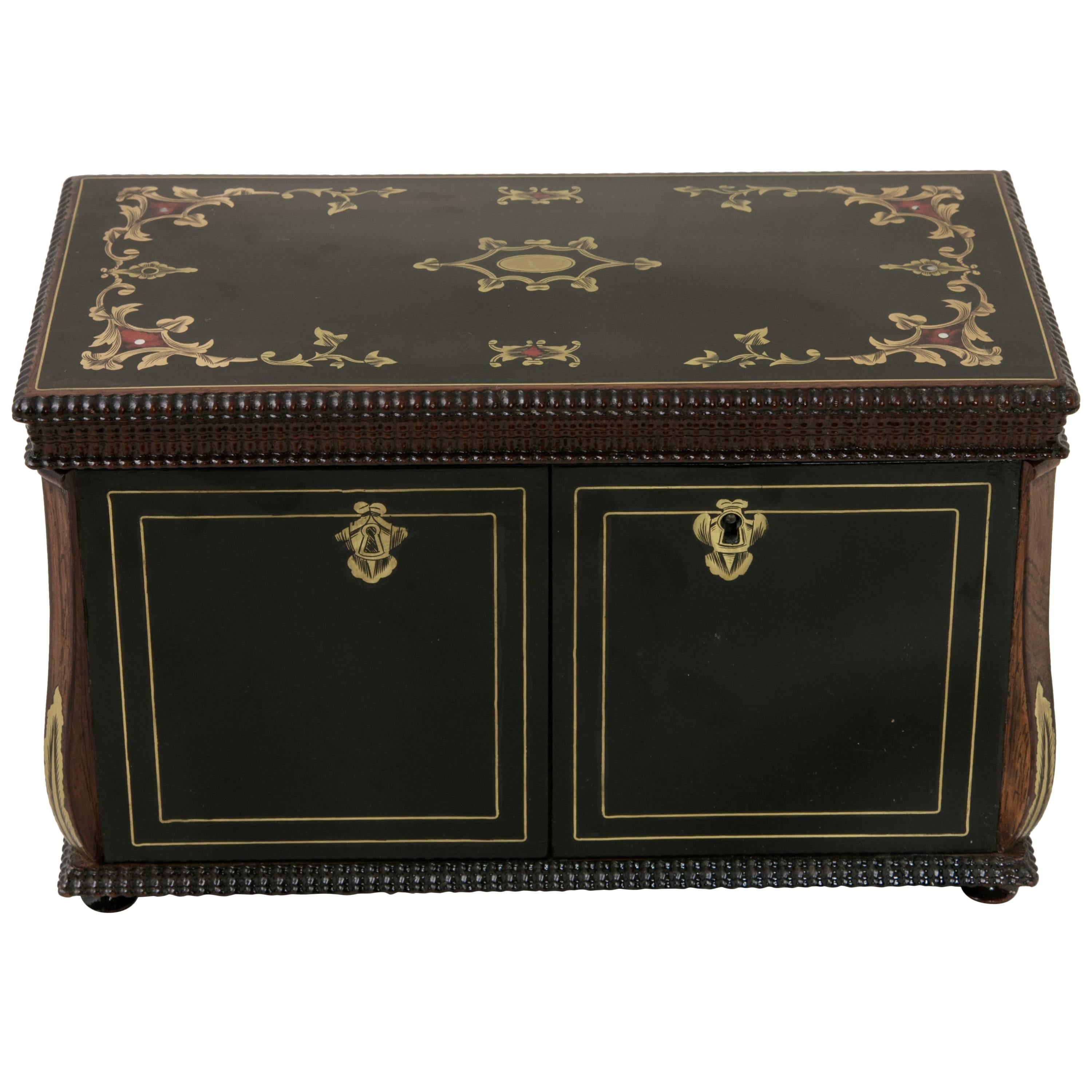 19th Century French Napoleon III Black Lacquer Liqueur Box with Bronze Inlay For Sale
