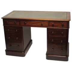 Mahogany Pedestal Desk with Inset Green Leather Top, England Late 19th Century
