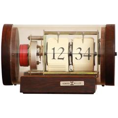 Arthur Umanoff Rosewood Clock for Howard Miller 6