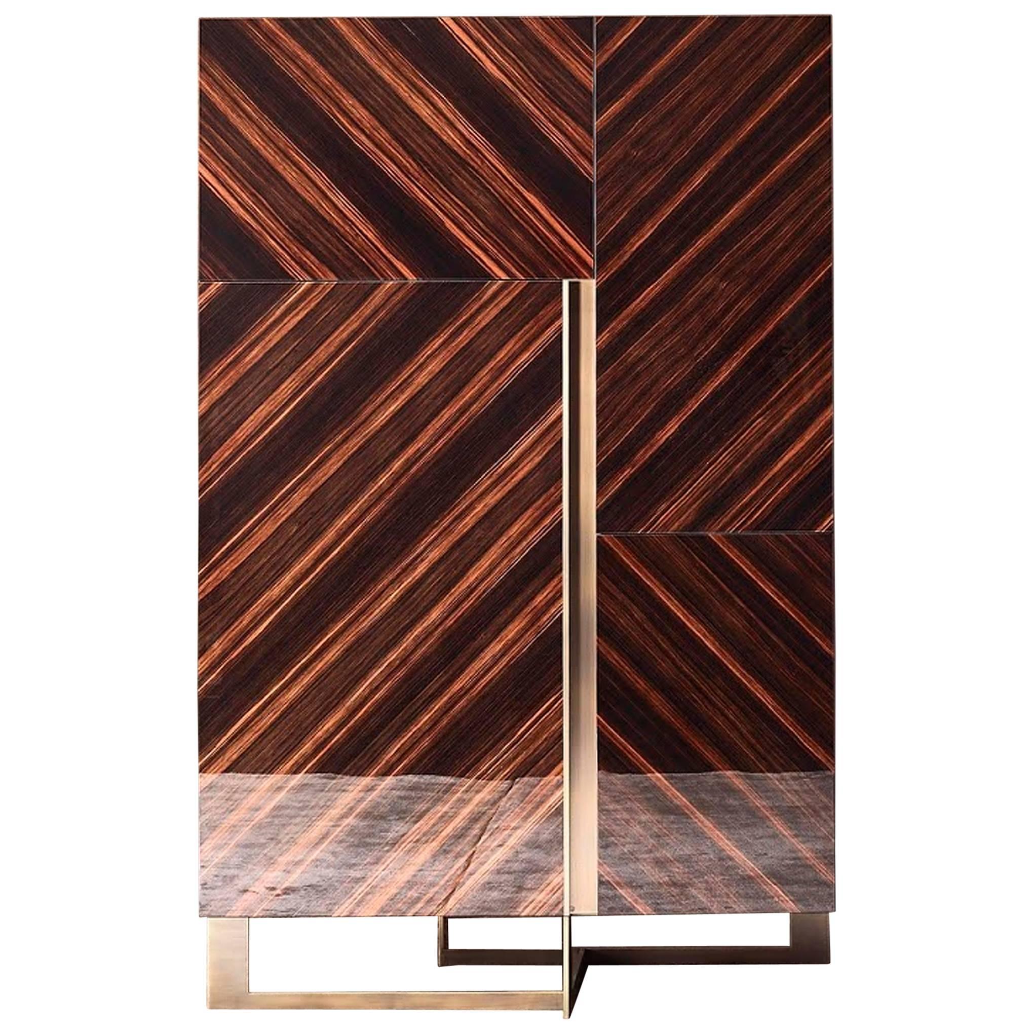Sideboard Smart Wood Ebony and Bronze Structure and Details