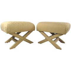 Pareja de Otomanas Vintage Tapizadas con Estructura en "X
