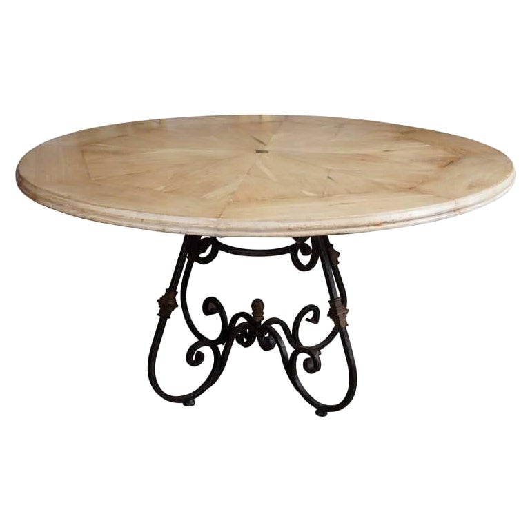 Table de salle à manger ronde en chêne blanchi Design/One