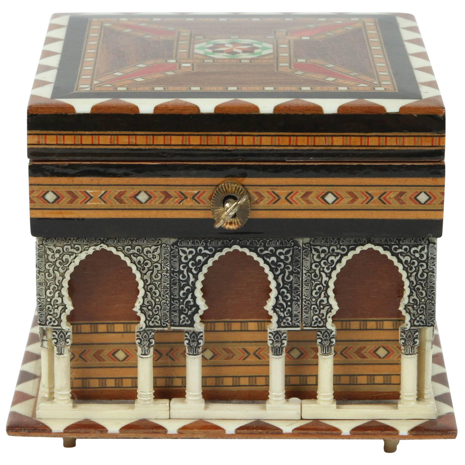Alhambra Handmade Music Box by Victor Moleroa