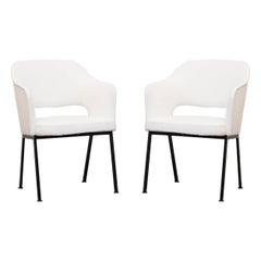 Pair of Saarinen Inspired AP Originals 1960s Armchairs in New White Upholstery
